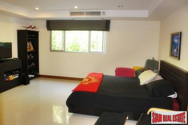 Three-bedroom contemporary townhouse with views over Patong-13