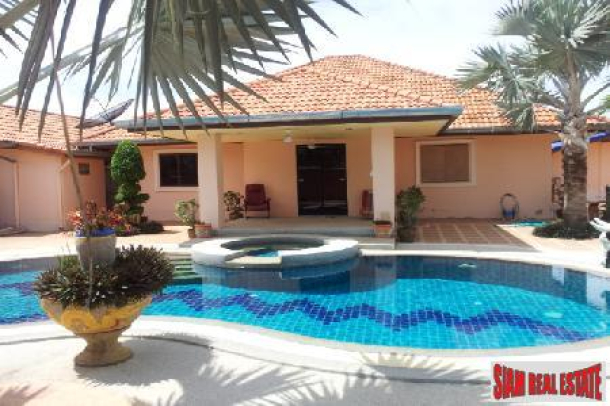 New 5 Bedroom House With Additional Guest House - East Pattaya-2