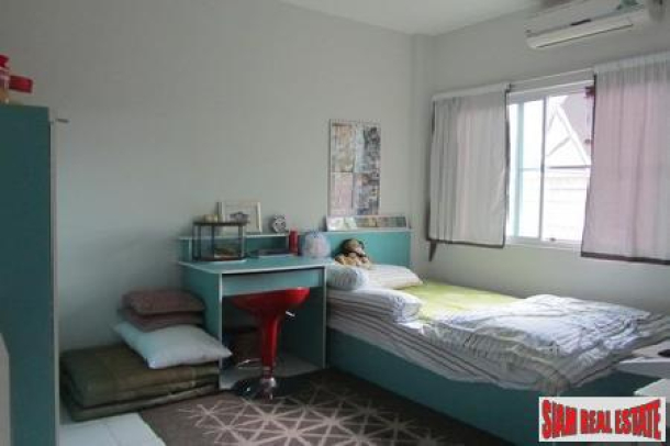 Impressive six-bedroom house located just outside Hua Hin-18