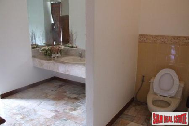 2 Bedroom 3 Bathroom Resale Property In South Pattaya-14
