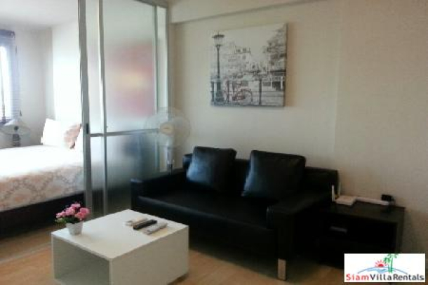 Modern one-bedroom fully furnished apartment in Kathu-1