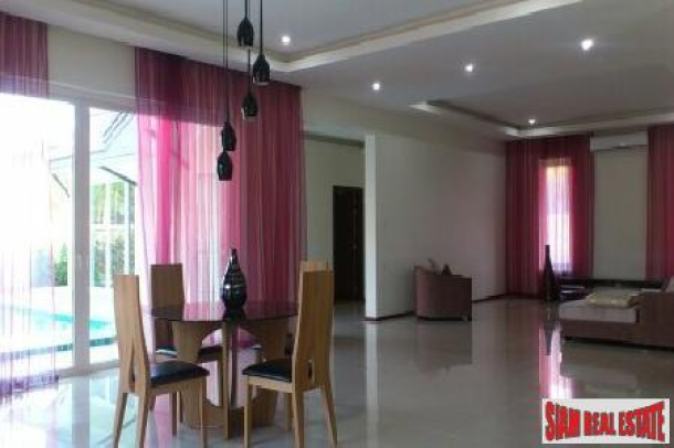 Fabulous House With Swimming Pool At A Super Price in East Pattaya-2