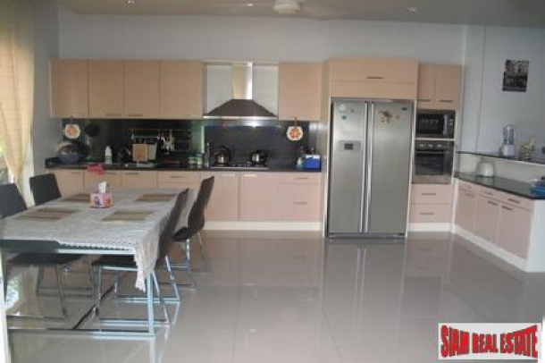 Two-bedroom Rawai home with private entertaining area and swimming pool-8