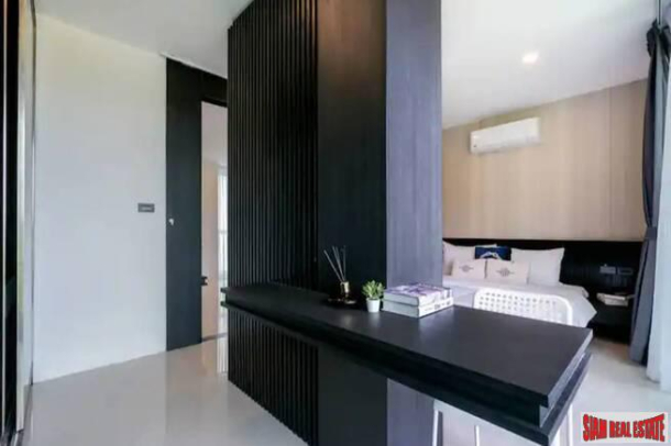 Modern three-bedroom villa in popular Rawai residential location-21