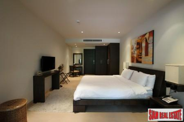 Immaculate two-bedroom condominium in prime Rawai location-4