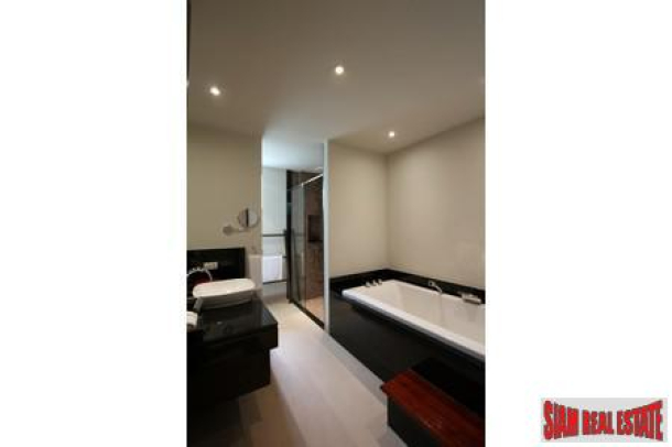Immaculate two-bedroom condominium in prime Rawai location-8