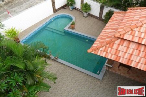 Spacious homes with private swimming pool in good residential area-2