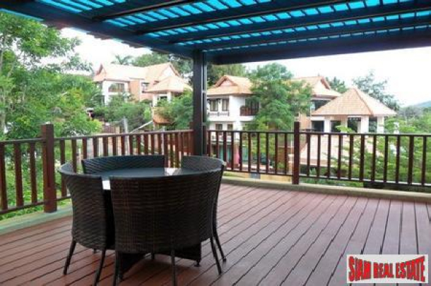 Spacious homes with private swimming pool in good residential area-8