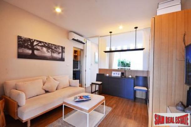 Modern condominiums featuring excellent on-site facilities including swimming pool and gym-2
