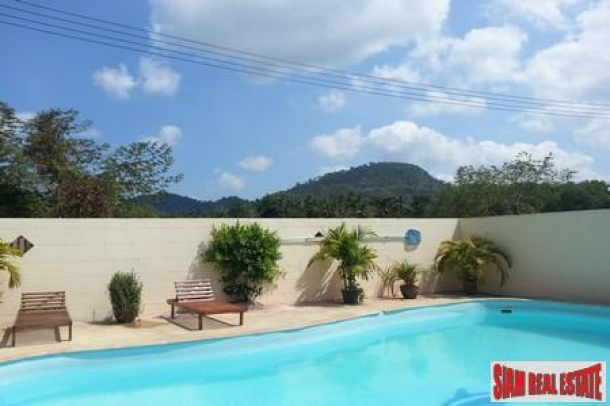 3 Bed Modern Villa With Pool Access-3