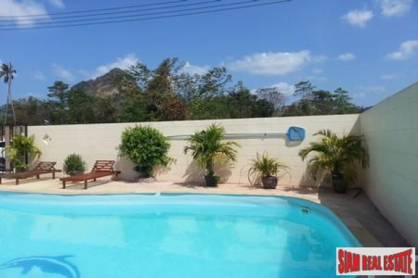 3 Bed Modern Villa With Pool Access-4