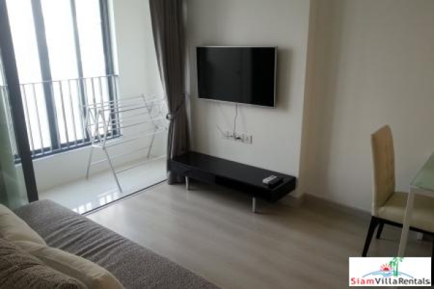 Two-bedroom modern condominium in Suk 81 close to all amenities-2