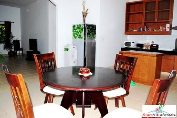 Two-bedroom modern villa in Nai Harn, close to beaches and restaurants-12