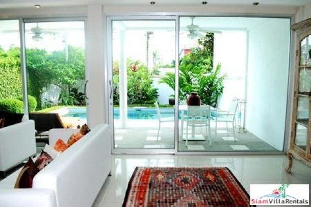 Modern three-bedroom private pool villa in quiet Rawai location-3