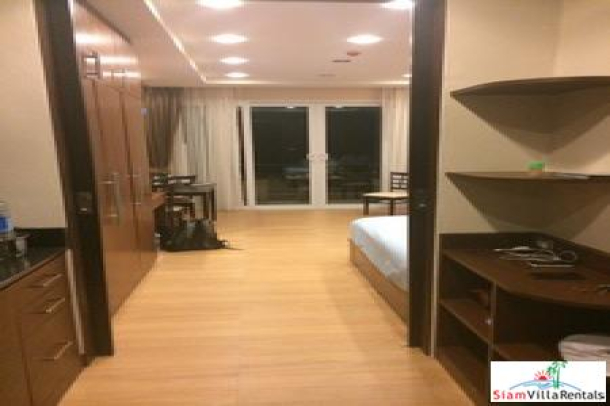 Modern one-bedroom Karon apartment with sea view from balcony-1