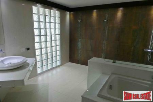 Surin Sabai Apartment | Renovated One Bedroom Modern Studio Apartment for Sale-16