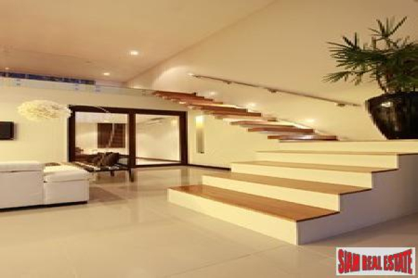 Modern three-bedroom private pool villa in popular Rawai area-17