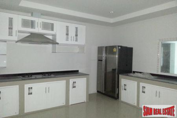 Brand New Modern Style 2 Bed Town Homes In Ao Nang-11
