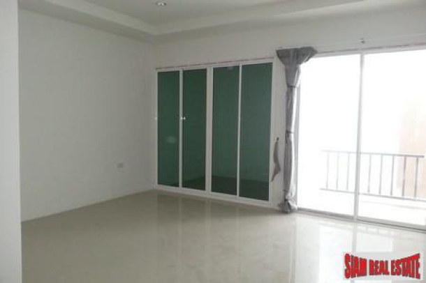 Brand New Modern Style 2 Bed Town Homes In Ao Nang-15