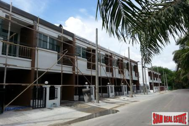 Brand New Modern Style 2 Bed Town Homes In Ao Nang-8