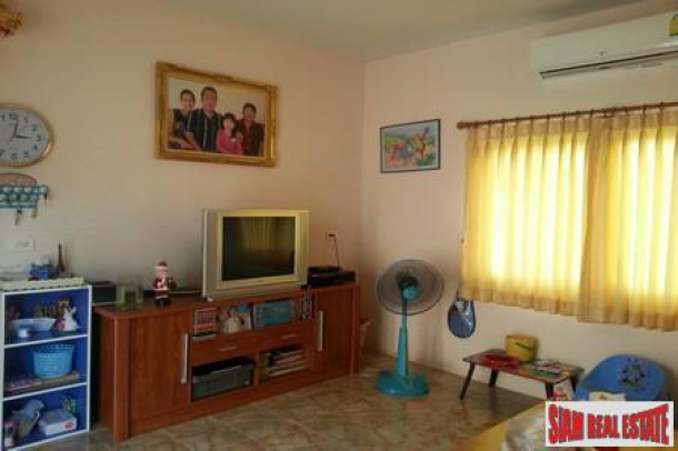 Small Modern 2 Bed Detached Thai House-10