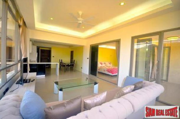 The Green Golf Residence  | Two-bedroom Modern Kathu Apartment with Golf Course and Lake Views-5