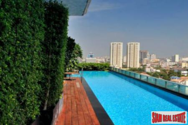 One-bedroom modern condominium in good location with excellent on site facilities-7