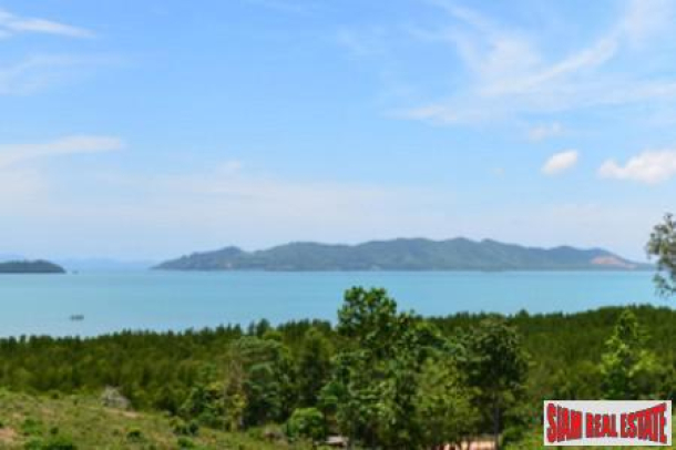 Sloped area of land in Phang Nga with stunning sea views-1