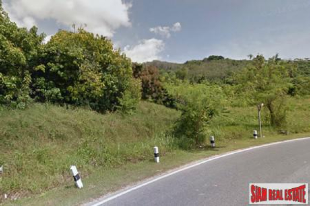 10.3 Rai (16,600 sqm) of Premium Land in Layan for Sale. Next to Main Road 2 Minute Drive to the Beach-3