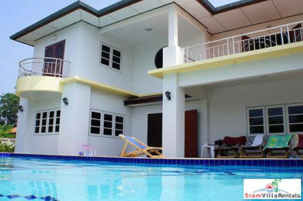 Large five-bedroom villa with private pool - perfect for large group or family-1
