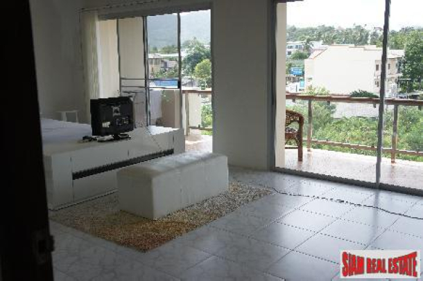 Three Bedroom Kamala House with a Communal Freeform Swimming Pool for Long Term Rent-16