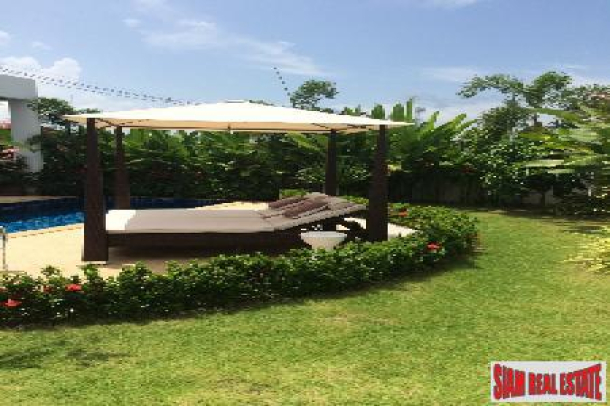 Rawai three-bedroom private pool villa with landscaped garden-2
