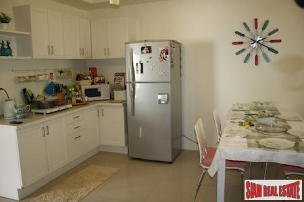 One-bedroom modern apartment in Patong - five minutes from the beach-6