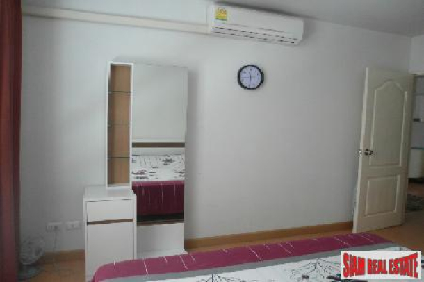 One-bedroom modern apartment walking distance from BTS Phayathai-10