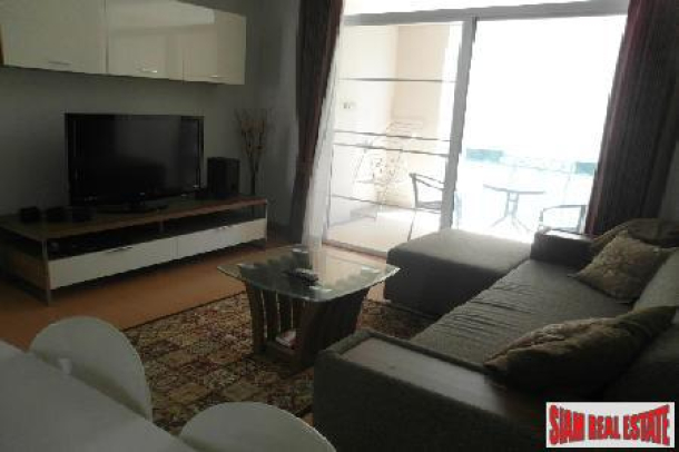 One-bedroom modern apartment walking distance from BTS Phayathai-6
