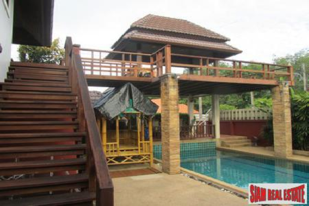 Three-bedroom villa with sundeck and sala overlooking private pool-1