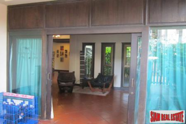 Three-bedroom villa with sundeck and sala overlooking private pool-12