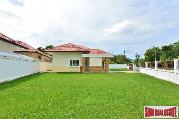 Three-bedroom modern detached villa in secure Chalong estate-1