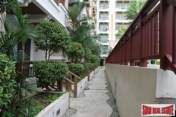 One-bedroom modern studio in a good location near central Patong-4