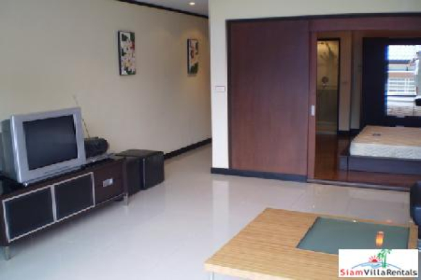 RENTED Modern newly furnished one-bedroom property in good location-4