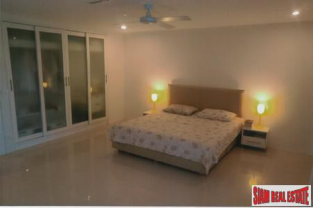 Waterfront Villa | Three Bedroom Renovated Modern House with Private Boat Mooring for Rent at Boat Lagoon-6