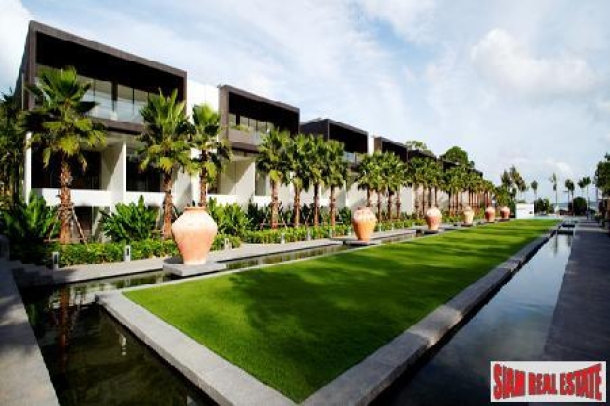 2 Bedroom Penthouse Luxury Waterfront Condos in Resort Estate-2