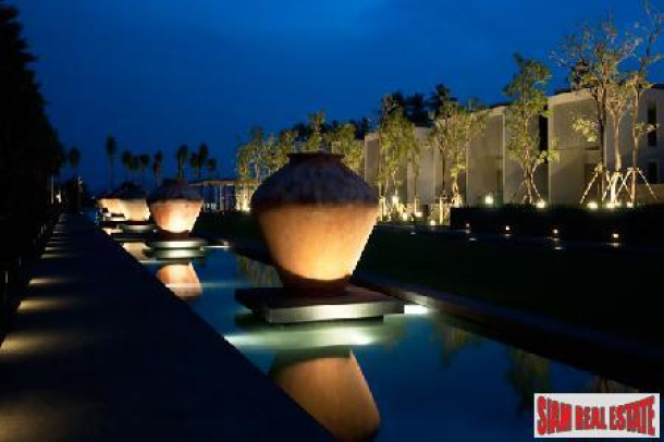 2 Bedroom Penthouse Luxury Waterfront Condos in Resort Estate-5