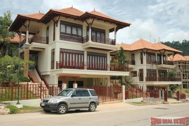 Furnished 3 level home in with sea view on edge of Phuket Town-2