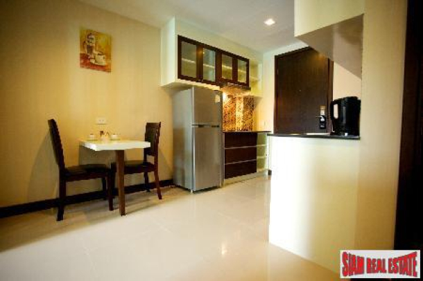 One-Bedroom Serviced Apartment in Great Patong Location-3