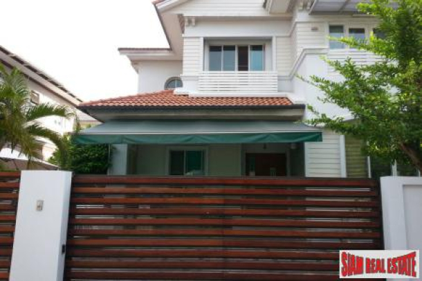3-Bedroom Detached Family Home in Bang Na / Samut Prakan-1