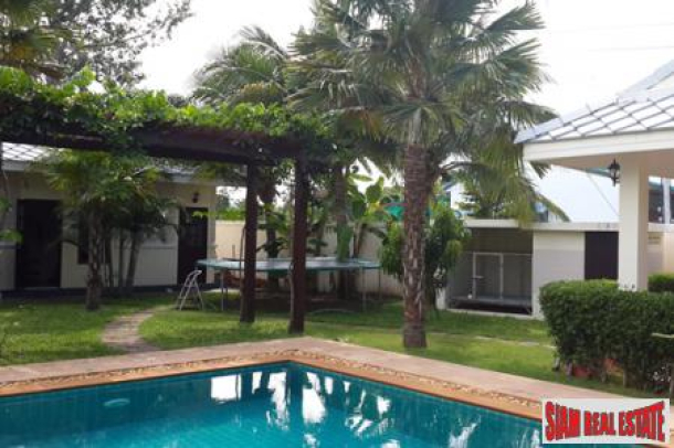 4-Bedroom Pool Villa for Sale in Hua Hin-5