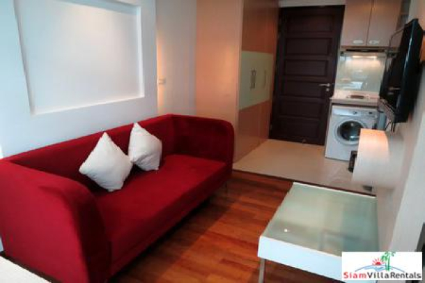 Pool-View 1-Bedroom Condo in Central Patong-6