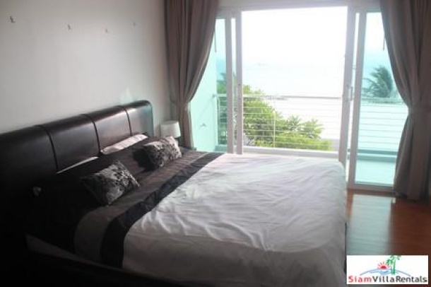 Luxury Modern 3-Bedroom Duplex Apartment in Beachfront Cape Panwa Development-11