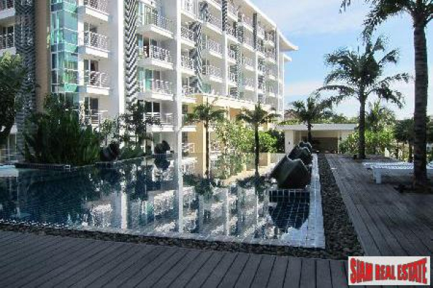 The Royal Place | 6th Floor 1-Bedroom Apartment in Phuket Town at Fabulous Price-8